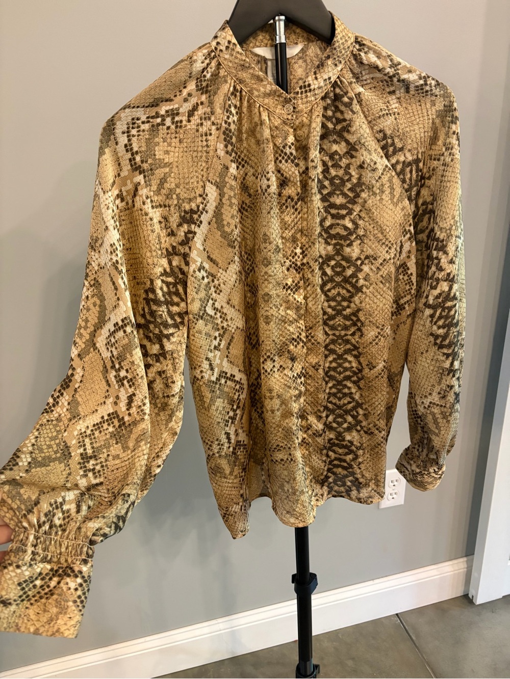 Women's Jacket Subcategory Identification